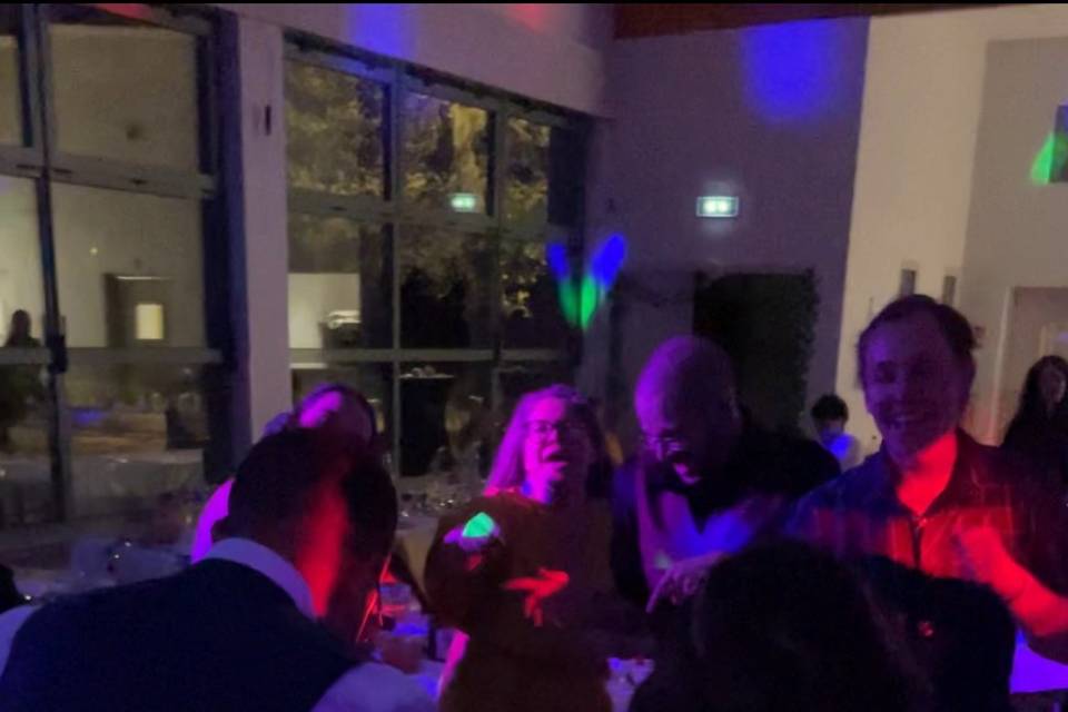 Just married & dancing into fo