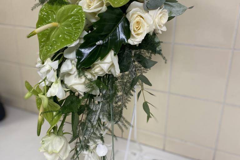 Bouquet chute blanc et vert