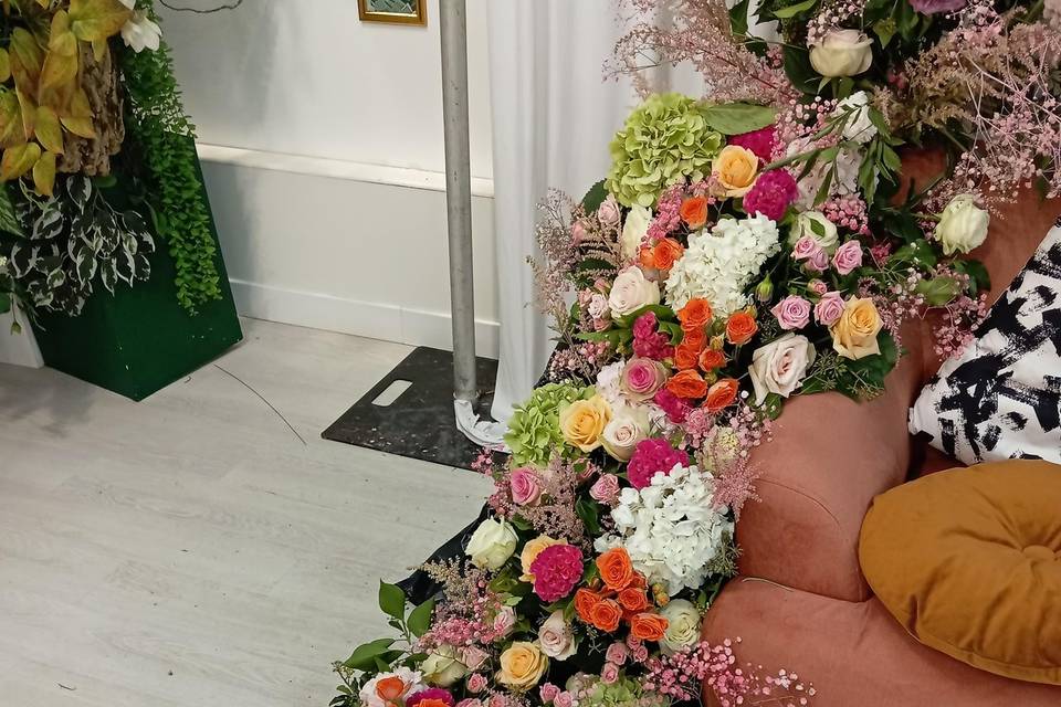 Chute de fleurs coloré