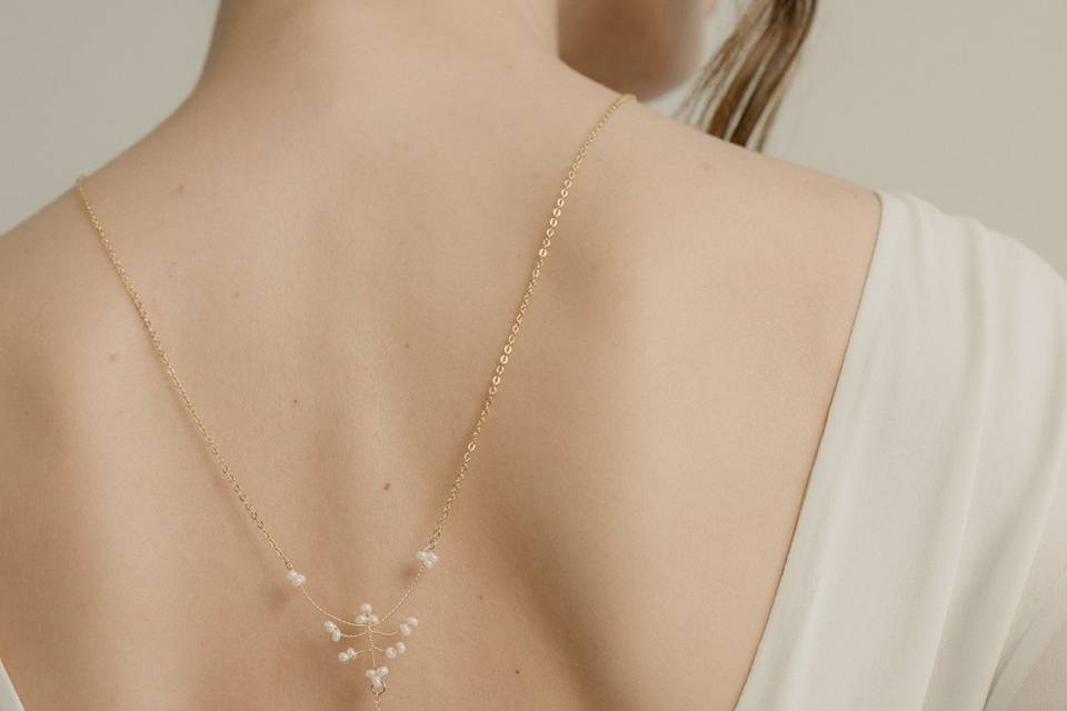 Collier de dos - Colombe