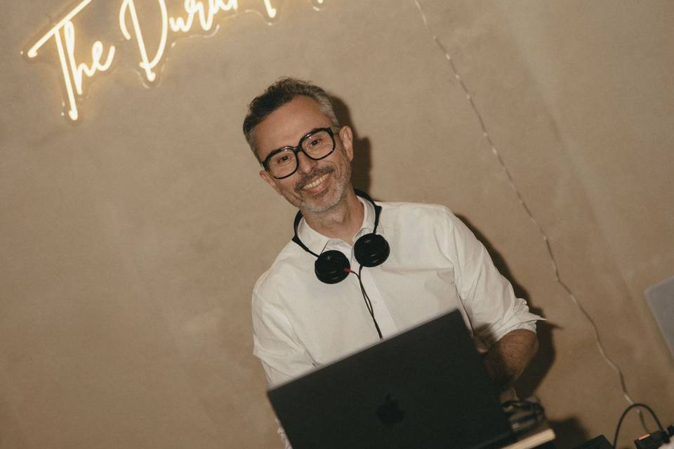 Dj Booth photo Intoomyeyes