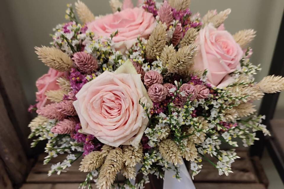 Bouquet de mariée rose et se