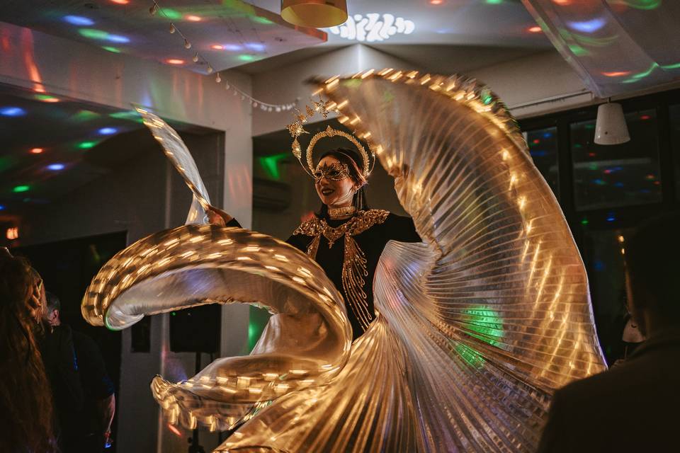 Gold women