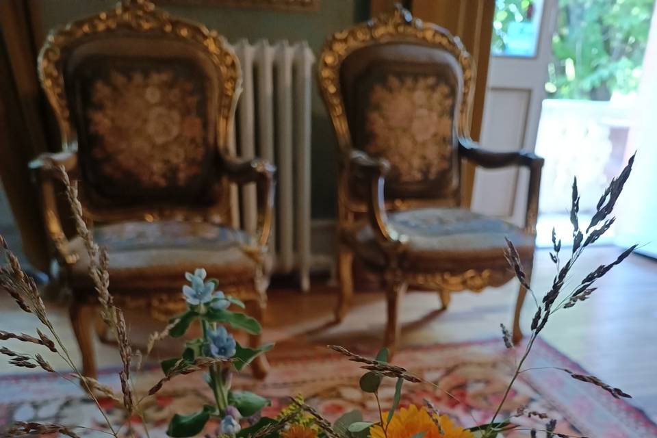 Pivoines Et Graminées