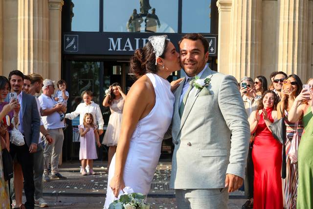 Sortie de la mairie