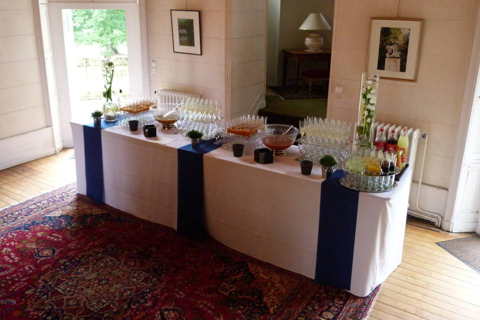 Buffet cocktail au château