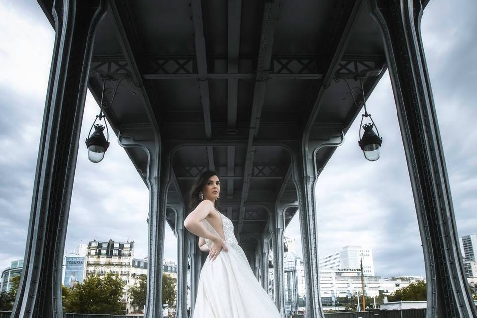 Sous le pont de Bir Hakeim