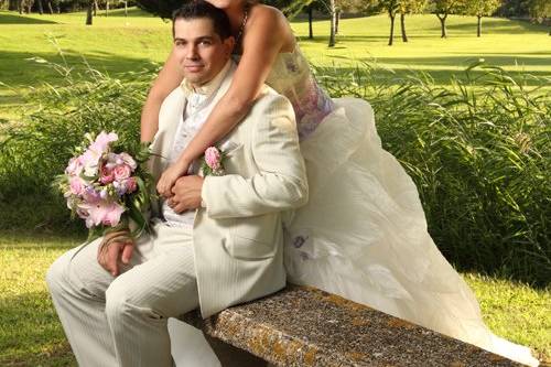 Les amoureux sur les bancs