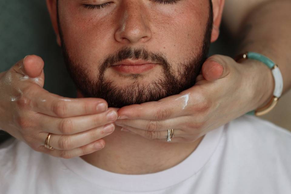 Préparatif marié barbe