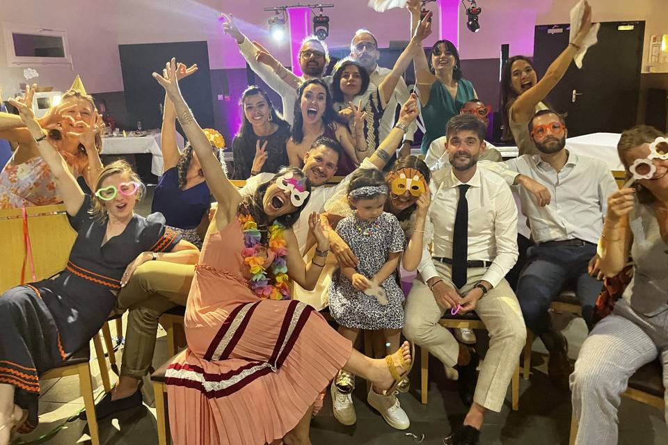 Photo bomb