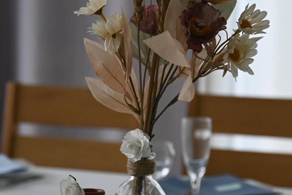 Table et bouquet