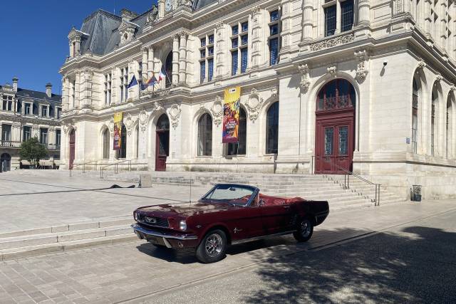 Mariage devant mairie