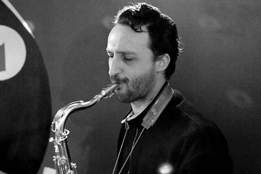 Jean au saxophone ténor