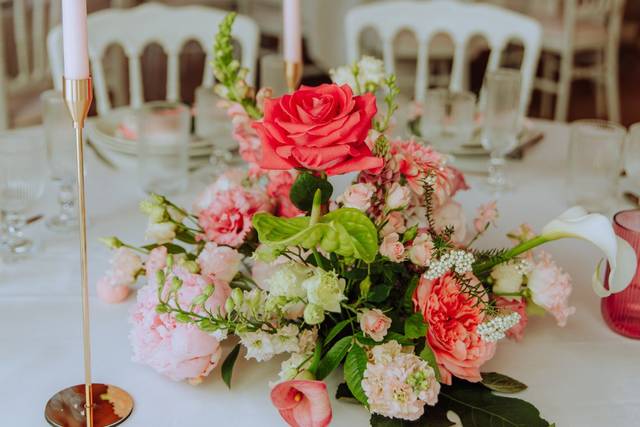 Centre table elegant