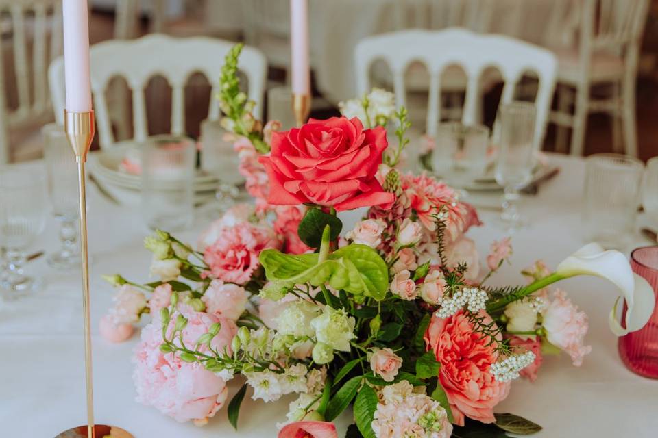 Centre table elegant