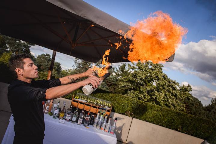 Barman jongleur