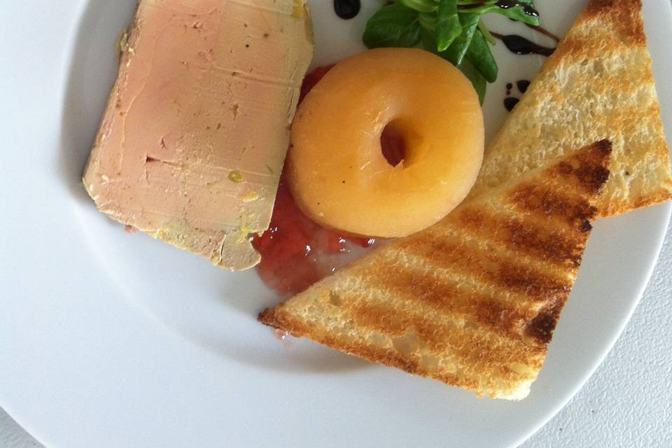Assiette de foie gras maison