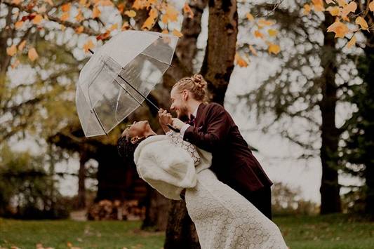 Couple dans le parc