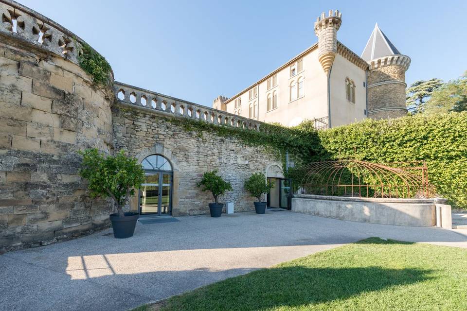 Vue de l'entrée de salle