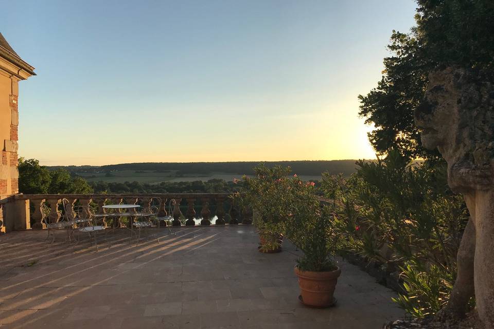 Terrasse ouest vue vallée