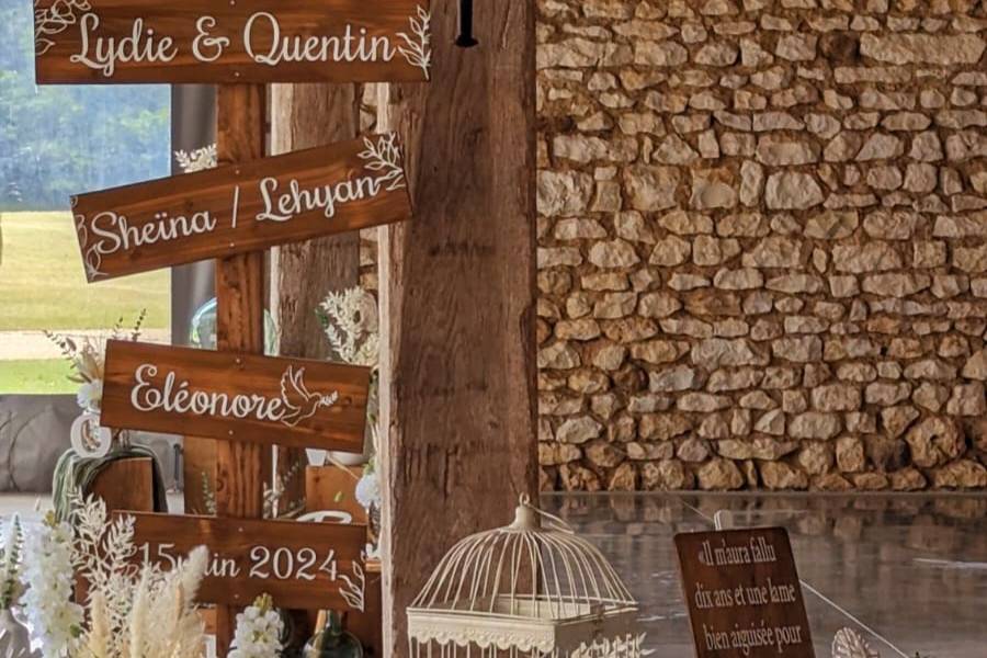 Scénographie mariage bois