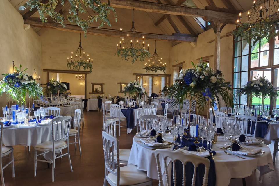 Sens Beaujeu mariage bleu roi