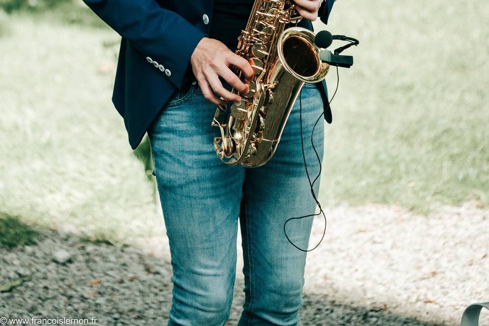 Hugo DIAZ | Chanteur/Sax