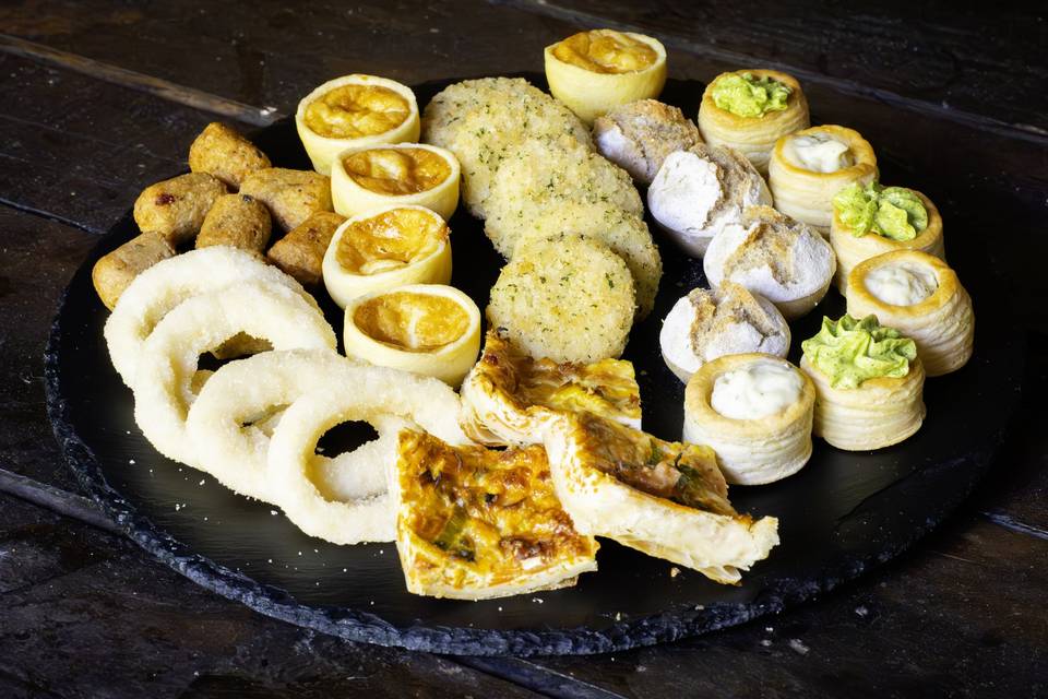 PLATEAU_APPETIZER_ASSORTIMENT_SALLE