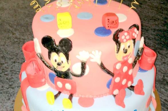 Mickey & Minnie  cake