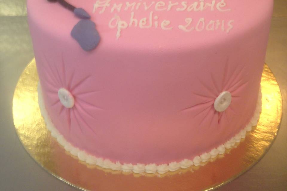 Haute couture cake 