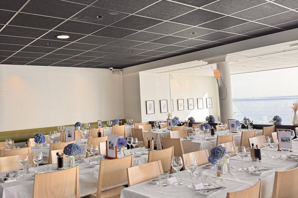 SALLE DE RESTAURANT HAUT
