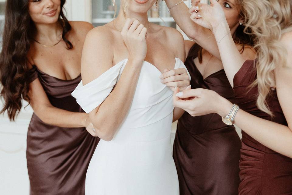 Coiffure mariée et invitées
