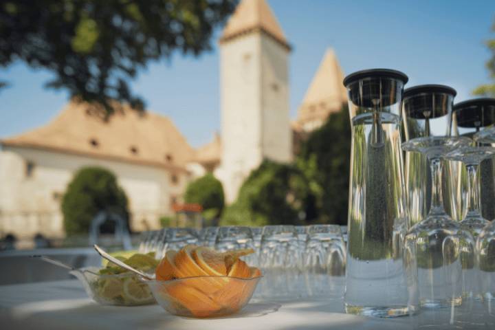 L'apéritif au pied des tours