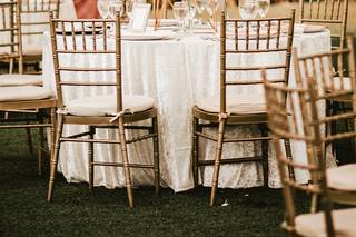 Jolie Table