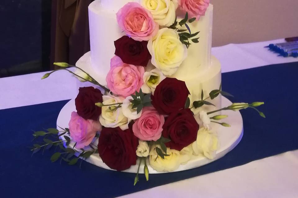 Flower Cascade wedding cake