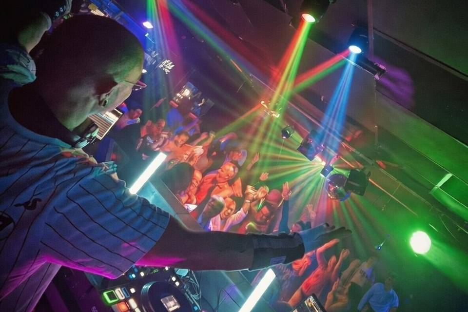 Clubbing