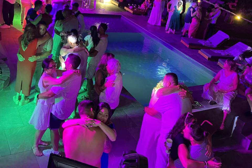 Pool party