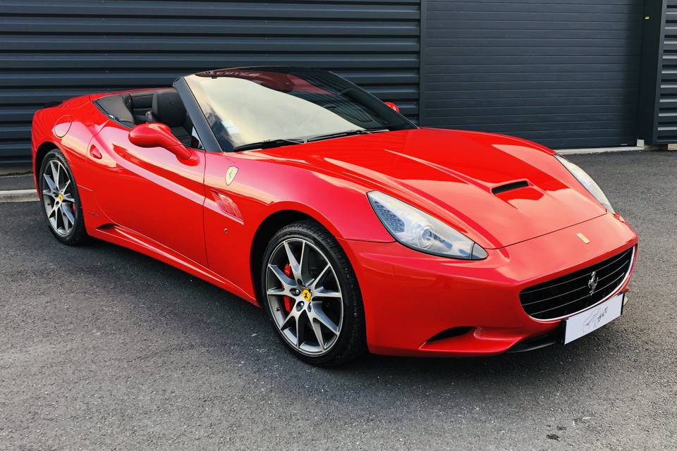 Ferrari California 4.3 V8 460