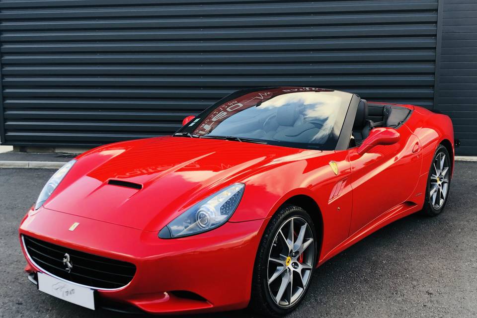 Ferrari California 4.3 V8 460