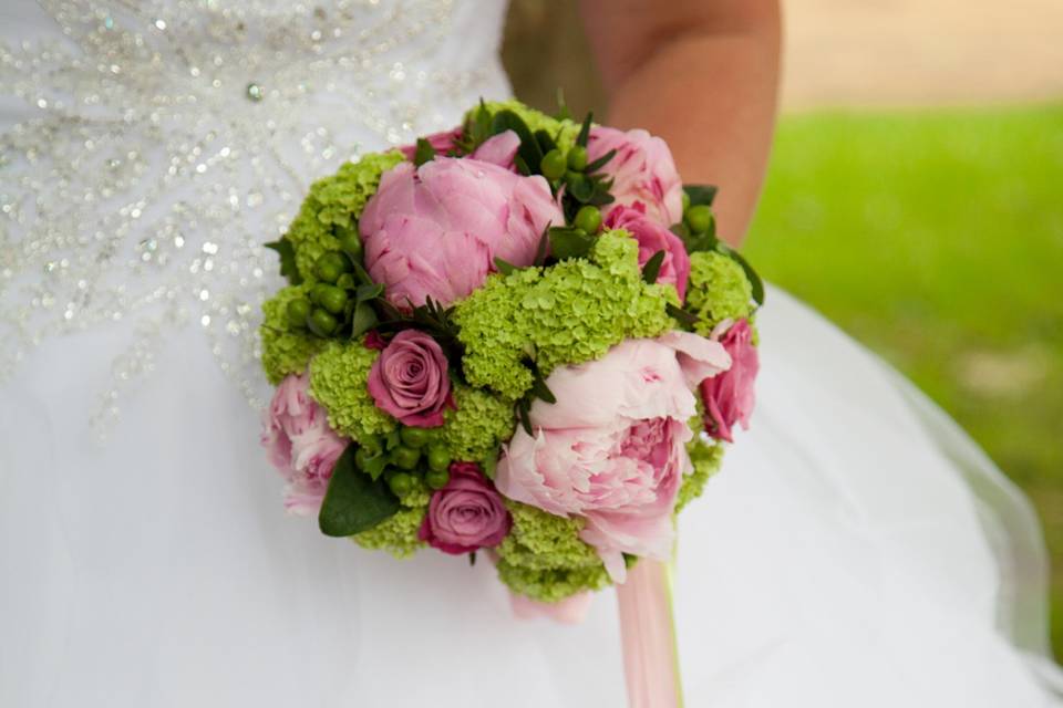 Bouquet mariée vert anis et fu