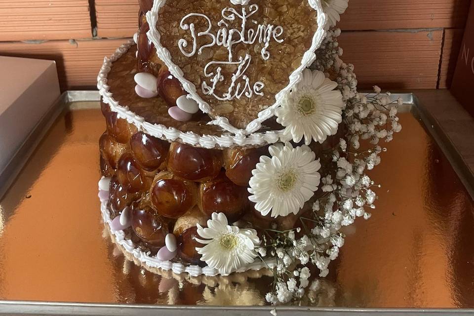Pièce montée
