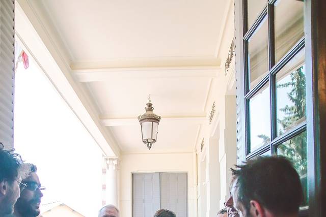 Entrée mairie, au bras de papa