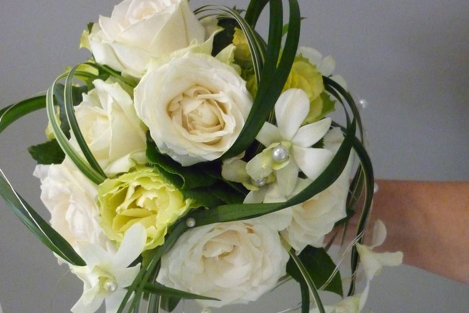 Bouquet blanc tourbillon