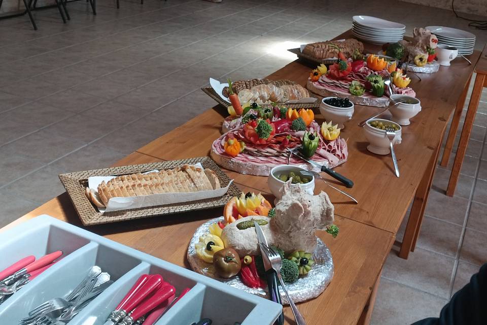 Buffet charcuterie cousinade