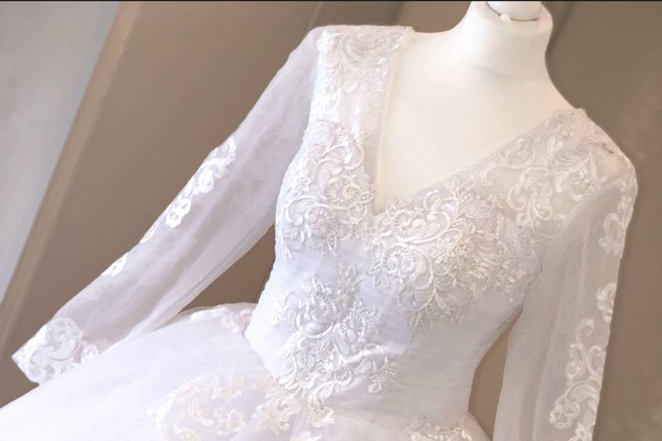 Robe de mariée bustier perlée