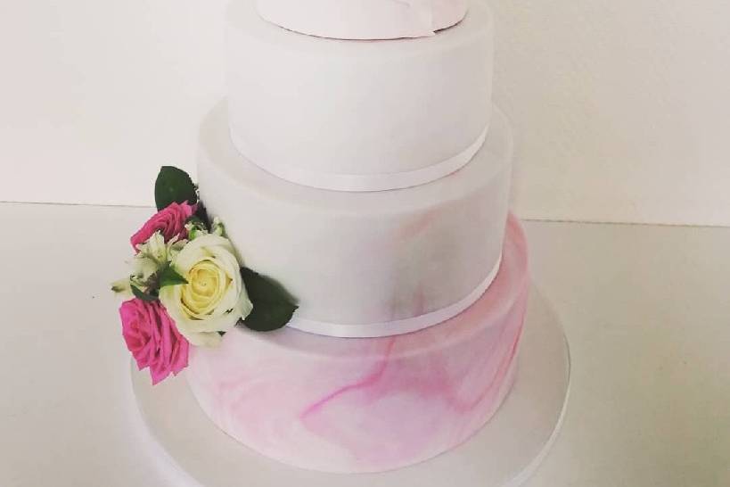 Wedding cake 100 parts
