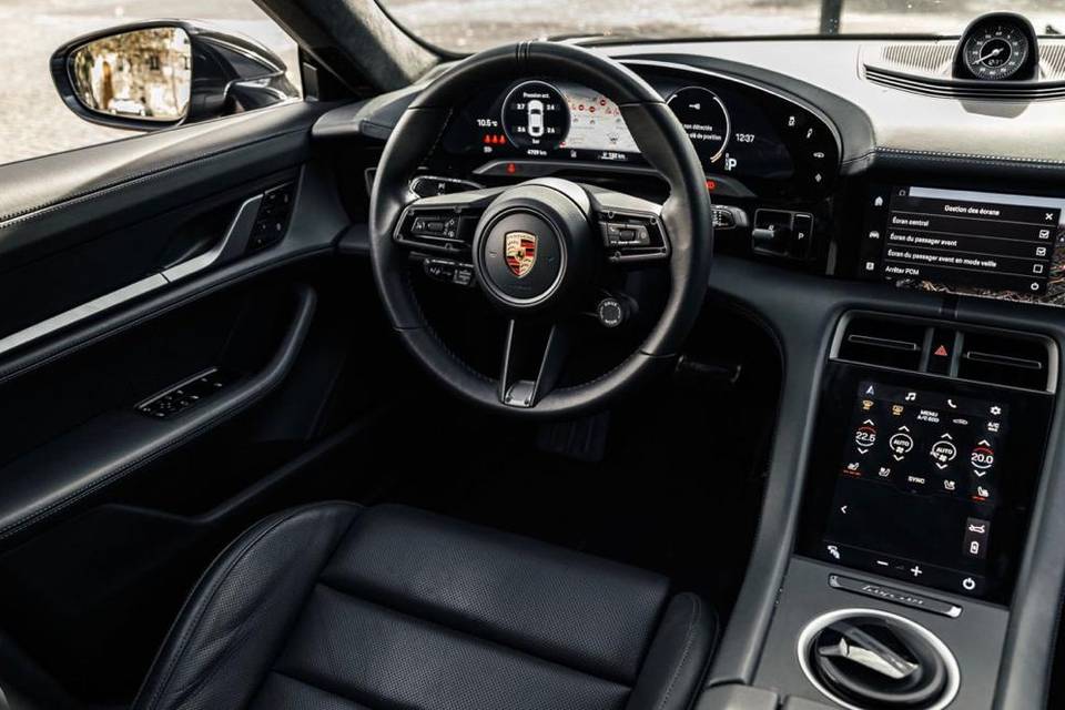 Porsche Taycan Intérieur