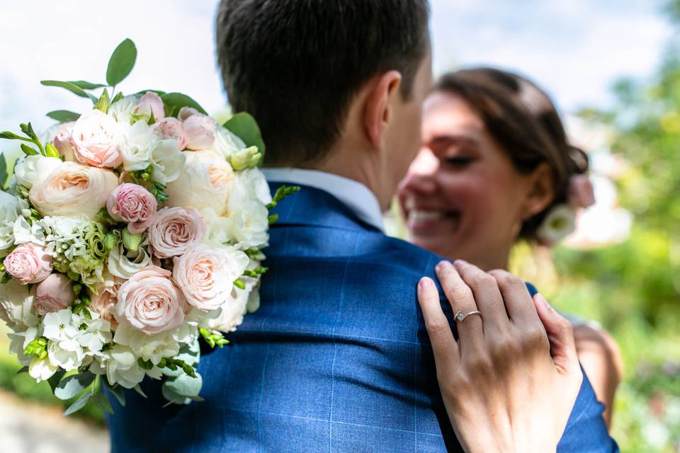 Shooting couple et bouquet