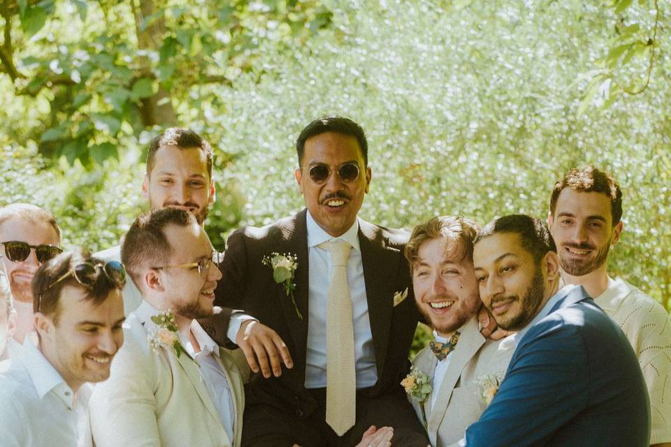 Le mariée et ses amis