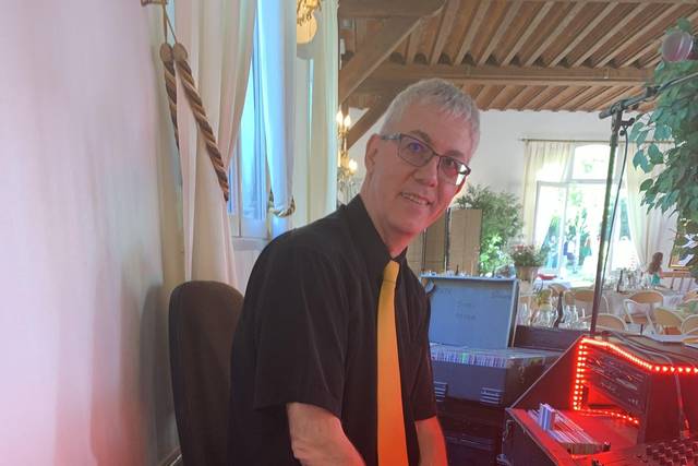 Laurent DJ